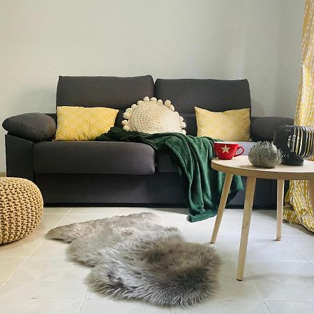 Cozy 2-Bedroom Serviced Apartment With Netflix Puerto de Sagunto Ngoại thất bức ảnh