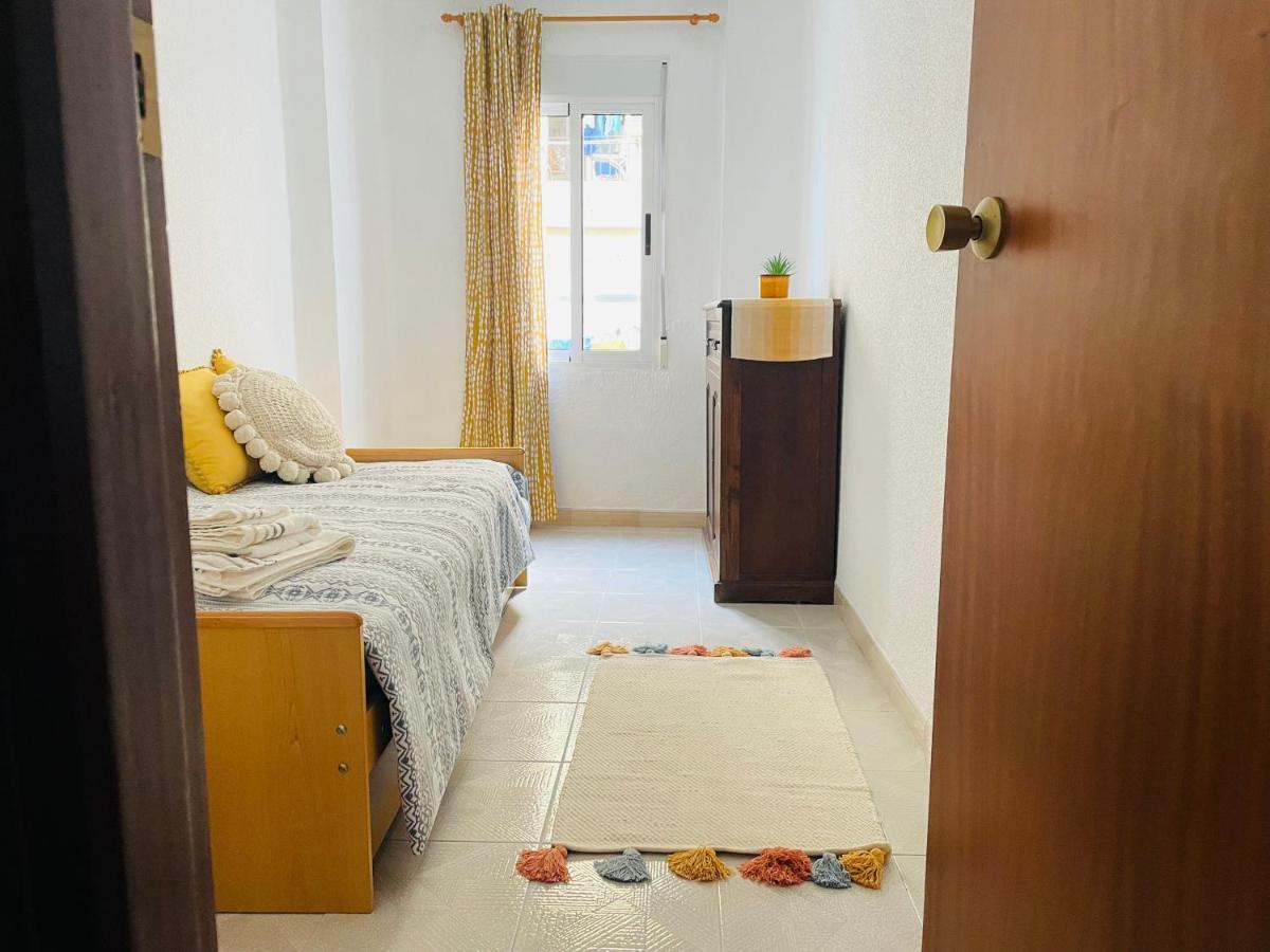 Cozy 2-Bedroom Serviced Apartment With Netflix Puerto de Sagunto Ngoại thất bức ảnh