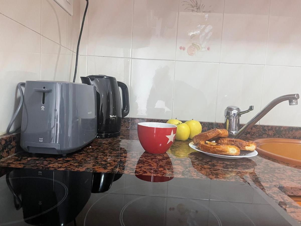 Cozy 2-Bedroom Serviced Apartment With Netflix Puerto de Sagunto Ngoại thất bức ảnh